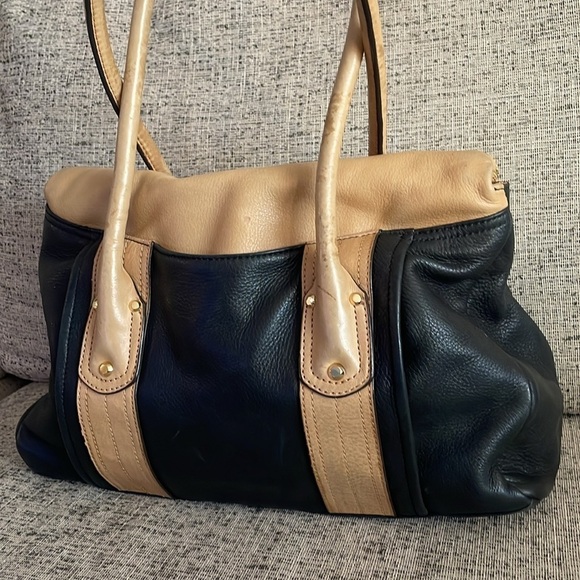 B. Makowsky Rockefeller Leather Satchel Black and Tan - Picture 5 of 15